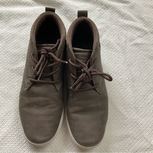 Perry Ellis portfolio young boys shoes size 4